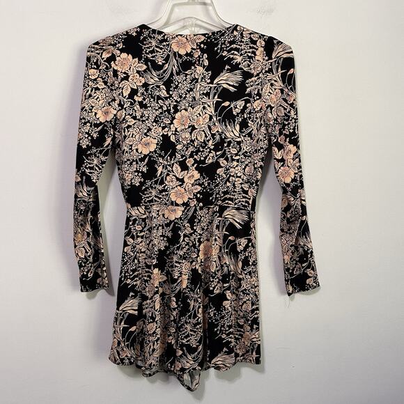 Zara Wrap Romper XS Shorts Black Floral Motif Long Sleeve Party Summer Boho NEW - Picture 8 of 8